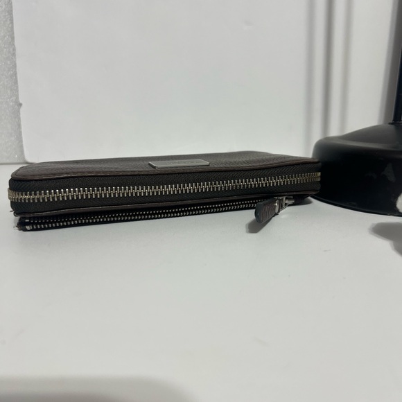 Fossil Dark Brown Leather Wallet - Picture 8 of 12